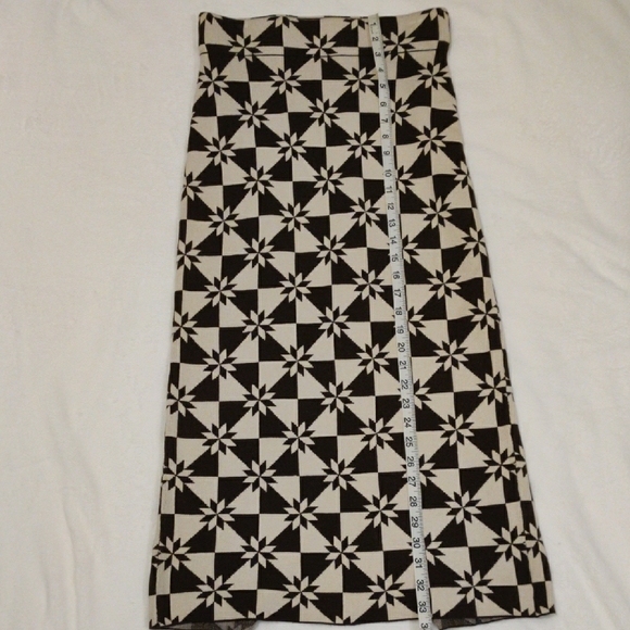 RHODE Black & White Geometric Midi Skirt - Picture 8 of 13